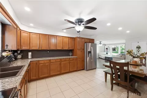 Kitchen - 1228 Rose Bower Ave, Kettering, OH 45429 photo 2 of 2