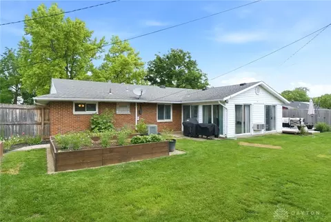 Exterior - 1228 Rose Bower Ave, Kettering, OH 45429 photo 11 of 12