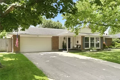 Exterior - 1228 Rose Bower Ave, Kettering, OH 45429 photo 3 of 12