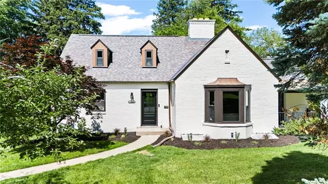 6311 Iris Ave, Cincinnati, OH 45213