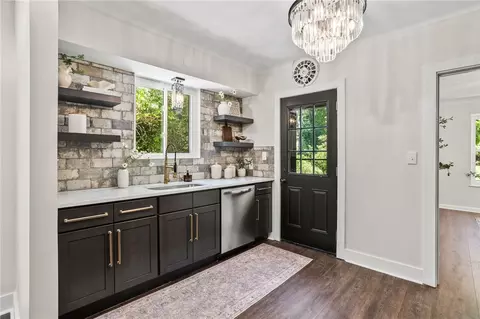 Kitchen - 6311 Iris Ave, Cincinnati, OH 45213 photo 1 of 8