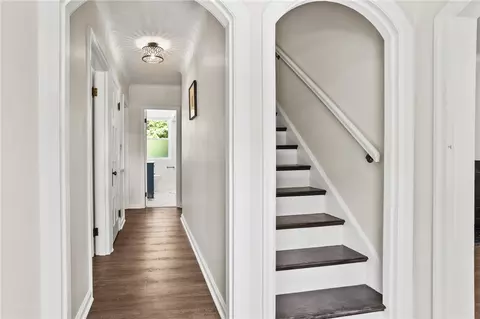Entry Way - 6311 Iris Ave, Cincinnati, OH 45213 photo 1 of 2