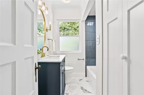Bath - 6311 Iris Ave, Cincinnati, OH 45213 photo 1 of 7