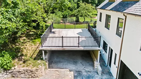 Exterior - 6311 Iris Ave, Cincinnati, OH 45213 photo 6 of 12