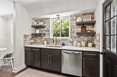 Kitchen - 6311 Iris Ave, Cincinnati, OH 45213 photo 3 of 8