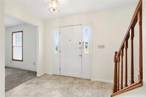 Entry Way - 731 Farmbrook Dr, Beavercreek, OH 45430 photo 1 of 4