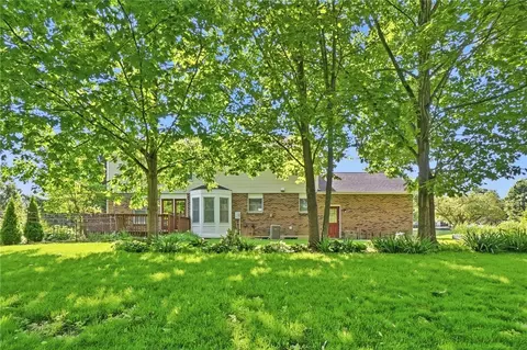Exterior - 731 Farmbrook Dr, Beavercreek, OH 45430 photo 7 of 16