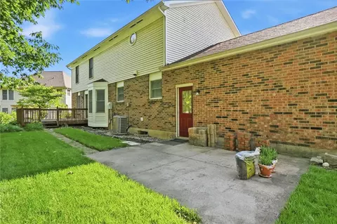 Exterior - 731 Farmbrook Dr, Beavercreek, OH 45430 photo 11 of 16