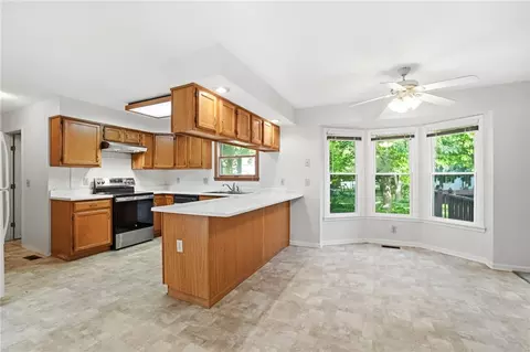 Kitchen - 731 Farmbrook Dr, Beavercreek, OH 45430 photo 1 of 5