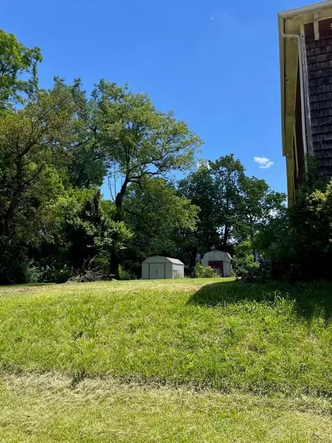 408 N Bell Ave, Springfield, OH 45504 photo 2