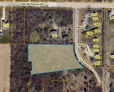 . Larkswood Drive, Trotwood, OH 45417