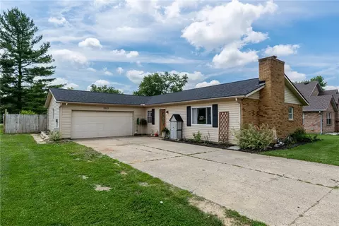 3953 Navajo Trl, Jamestown, OH 45335