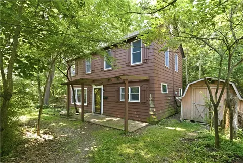 120 12 Glen St, Yellow Springs, OH 45387