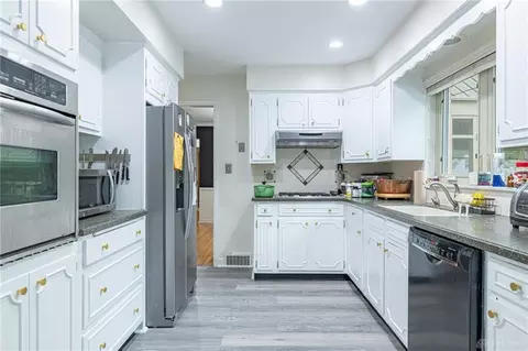 Kitchen - 3225 Atherton Rd, Kettering, OH 45409 photo 1 of 5