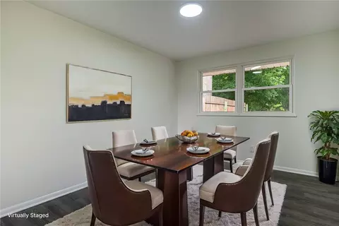 Dining - 1922 Old Coach Rd, Springfield, OH 45505 photo 1 of 1