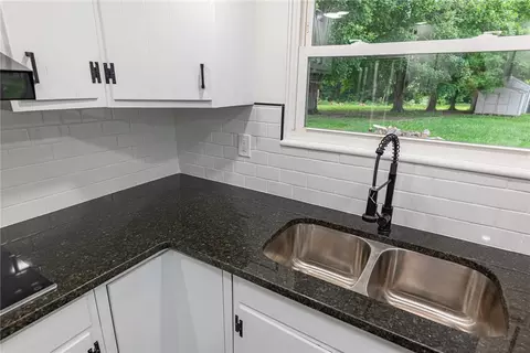 Kitchen - 1922 Old Coach Rd, Springfield, OH 45505 photo 6 of 7