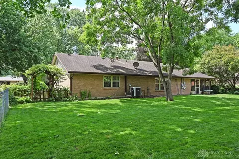 Exterior - 2665 Hemphill Rd, Kettering, OH 45440 photo 17 of 17