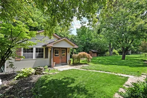 Exterior - 2665 Hemphill Rd, Kettering, OH 45440 photo 12 of 17