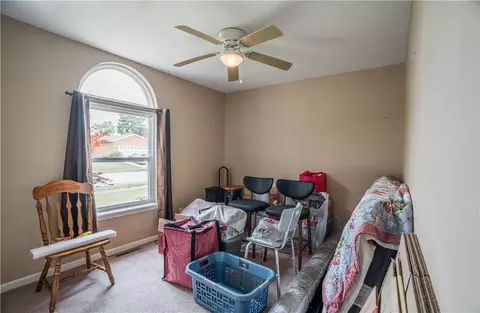 Bedroom - 277 W Pinehurst St, Sidney, OH 45365 photo 1 of 6