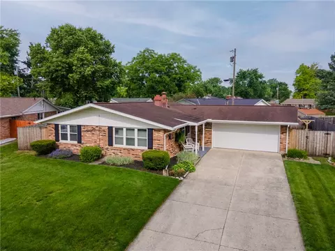 1906 Delta Ave, Xenia, OH 45385