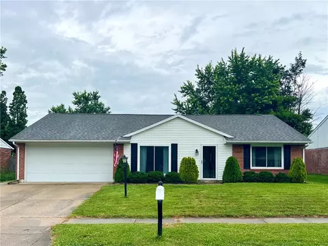242 Pagett Dr, Germantown, OH 45327