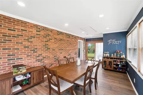 Dining - 2937 E Cunnington Ln, Kettering, OH 45420 photo 2 of 3