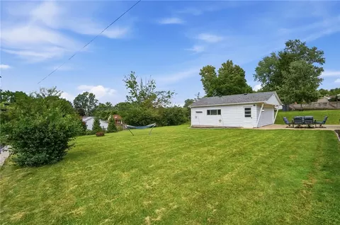 Exterior - 2937 E Cunnington Ln, Kettering, OH 45420 photo 6 of 6
