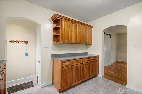 Entry Way - 3228 Shroyer Rd, Kettering, OH 45429 photo 2 of 3