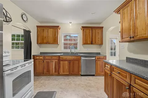 Kitchen - 3228 Shroyer Rd, Kettering, OH 45429 photo 1 of 3