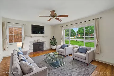 Living - 3228 Shroyer Rd, Kettering, OH 45429 photo 3 of 6