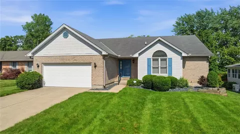 417 Kenec Dr, Middletown, OH 45042