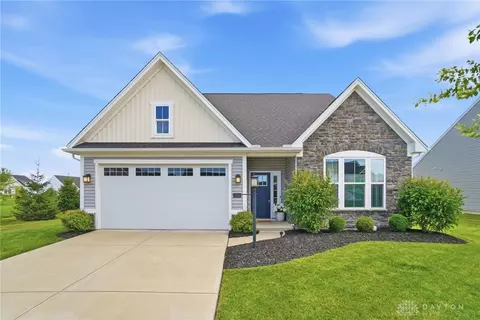 2200 W Schmidt Dr, Beavercreek Twp, OH 45434