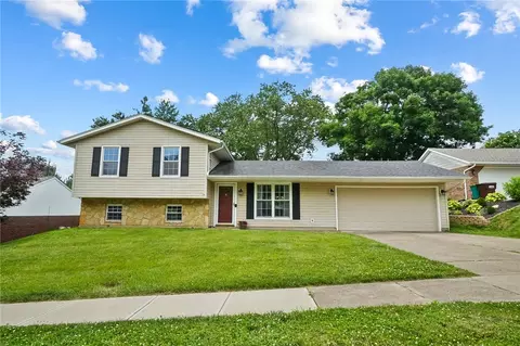 205 Evergreen Dr, Springboro, OH 45066
