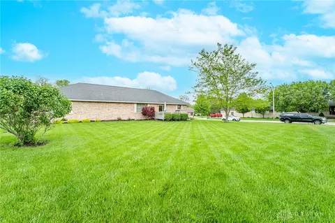 Exterior - 521 E Hoewisher Rd, Sidney, OH 45365 photo 12 of 12