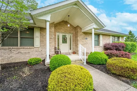 Exterior - 521 E Hoewisher Rd, Sidney, OH 45365 photo 2 of 12