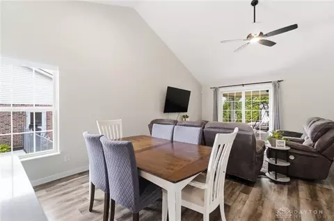 Dining - 4239 Midfield St, Springfield, OH 45503 photo 1 of 2