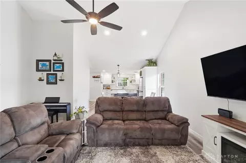 Other - 4239 Midfield St, Springfield, OH 45503 photo 4 of 21