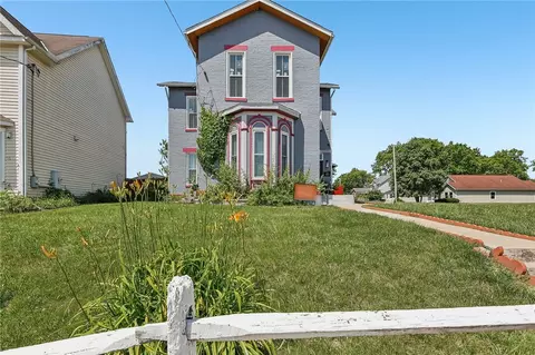 33 N Paul Laurence Dunbar St, Dayton, OH 45402