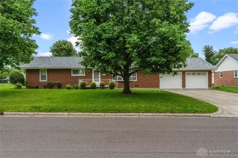 720 Kathryn Dr, Wilmington, OH 45177