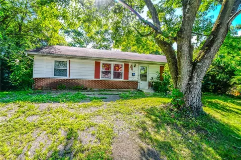 912 Greenheart Dr, New Carlisle, OH 45344