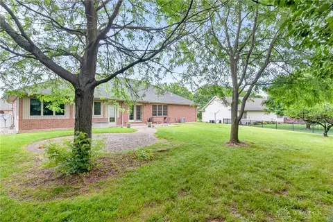 Exterior - 1185 Huron Ct, Sidney, OH 45365 photo 9 of 10