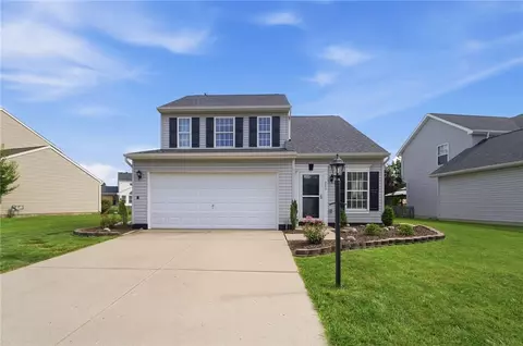 217 Mcdaniels Ln, Springboro, OH 45066