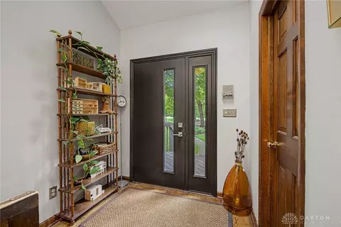Entry Way - 6411 Shadow Lake Trl, Centerville, OH 45459 photo 1 of 4