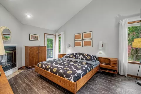 Bedroom - 6411 Shadow Lake Trl, Centerville, OH 45459 photo 4 of 6