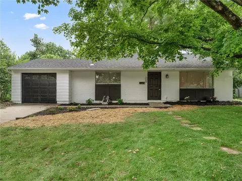 2524 Santa Rosa Dr, Kettering, OH 45440