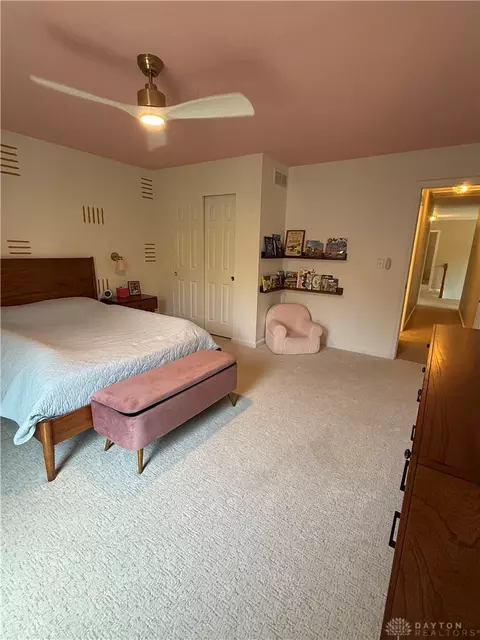 Bedroom - 9503 Gem Stone Dr, Centerville, OH 45458 photo 9 of 12