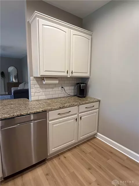 Kitchen - 9503 Gem Stone Dr, Centerville, OH 45458 photo 3 of 6