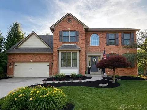 9503 Gem Stone Dr, Centerville, OH 45458