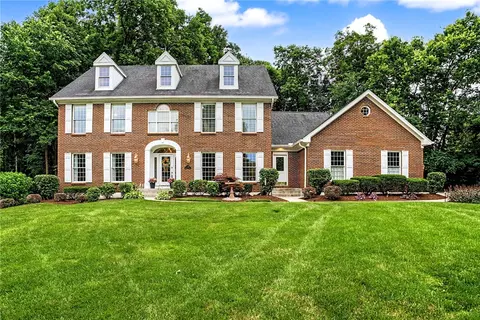1510 Waterbury Woods Ln, Washington Township, OH 45458