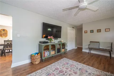 605 Mercury Dr, Cincinnati, OH 45244 photo 8